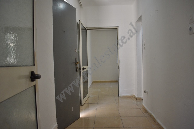 One bedroom apartment for rent in the Kombinati area in Tirana